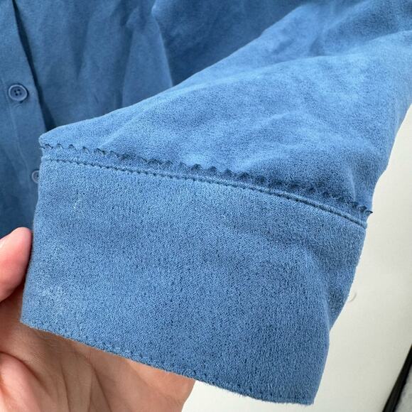 Y2k blue faux Suede blue button down shirt - Picture 3 of 4